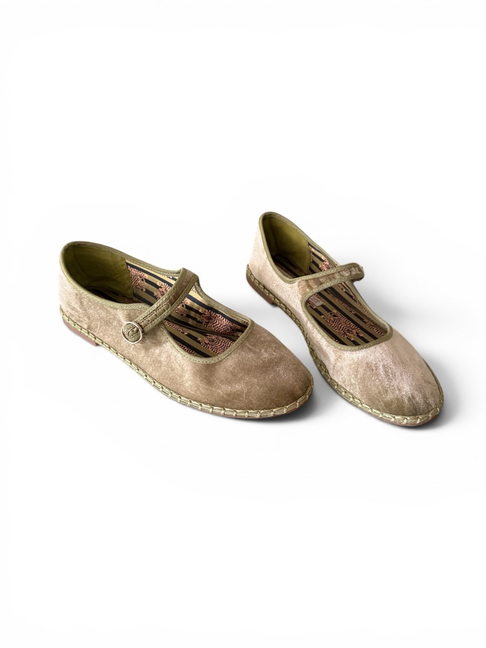 Chelsea & Violet Velvet Eda Mary Jane Flats